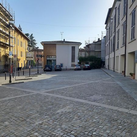 Parini Hotel Bosisio Parini Bagian luar foto