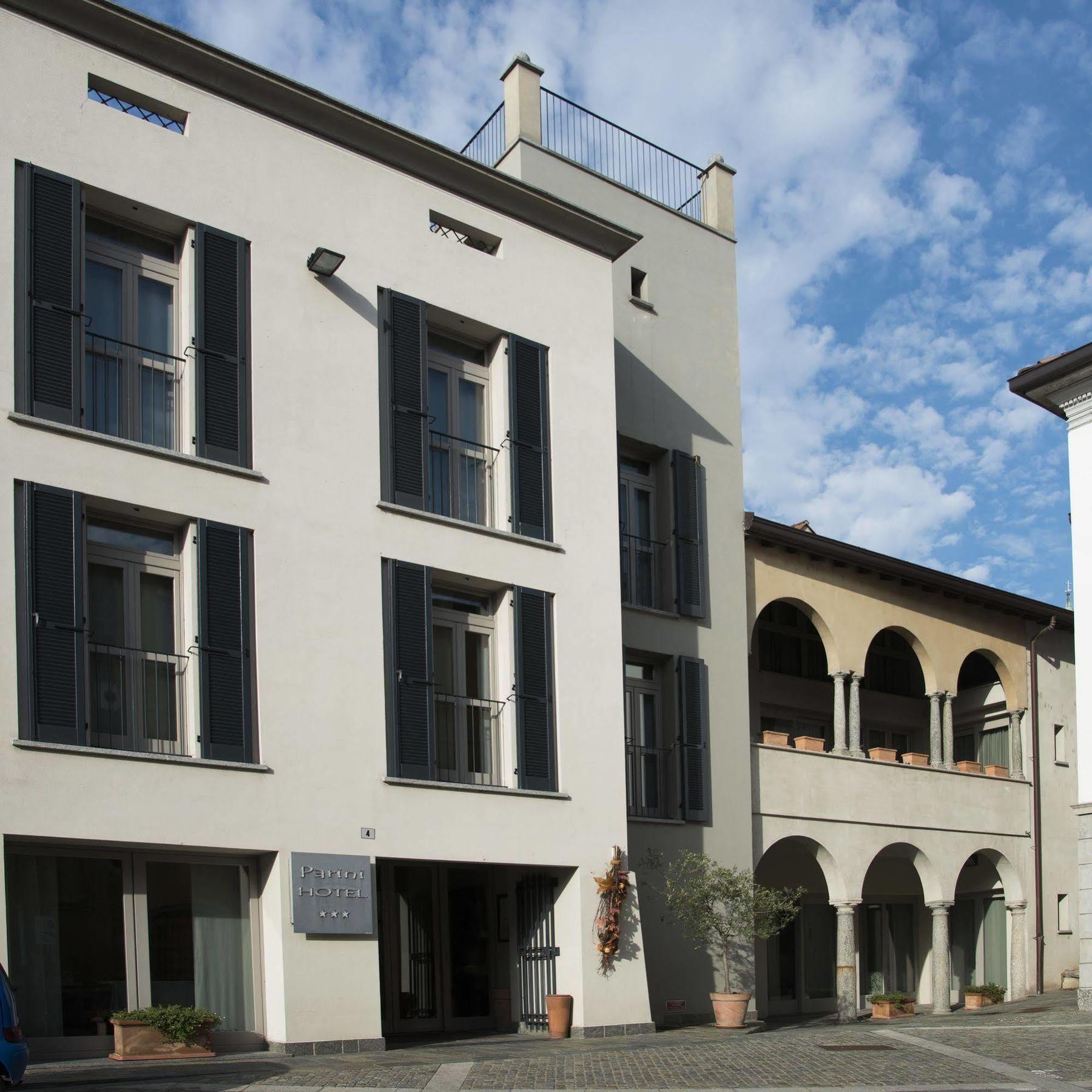 Parini Hotel Bosisio Parini Bagian luar foto
