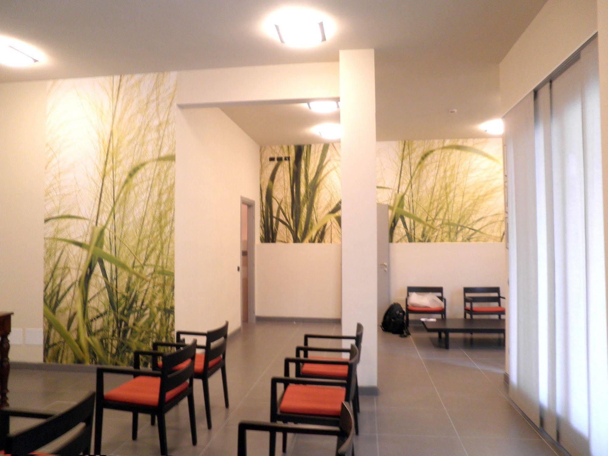 Parini Hotel Bosisio Parini Bagian luar foto